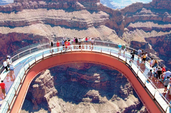 Grand Canyon Shutdown: What's Actually Closing and Why It's a Total Mess